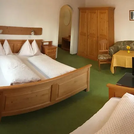 منزل للإقامة Gaestehaus Kuebler