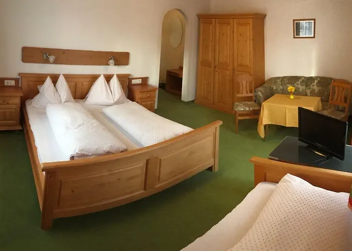 Pansiyon Gaestehaus Kuebler