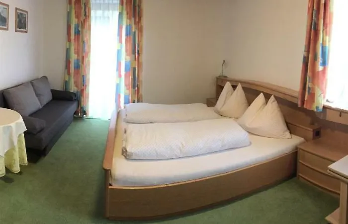 Gaestehaus Kuebler Haus im Ennstal