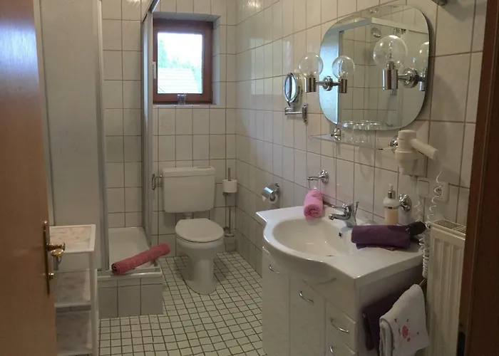 Gaestehaus Kuebler 홈스테이